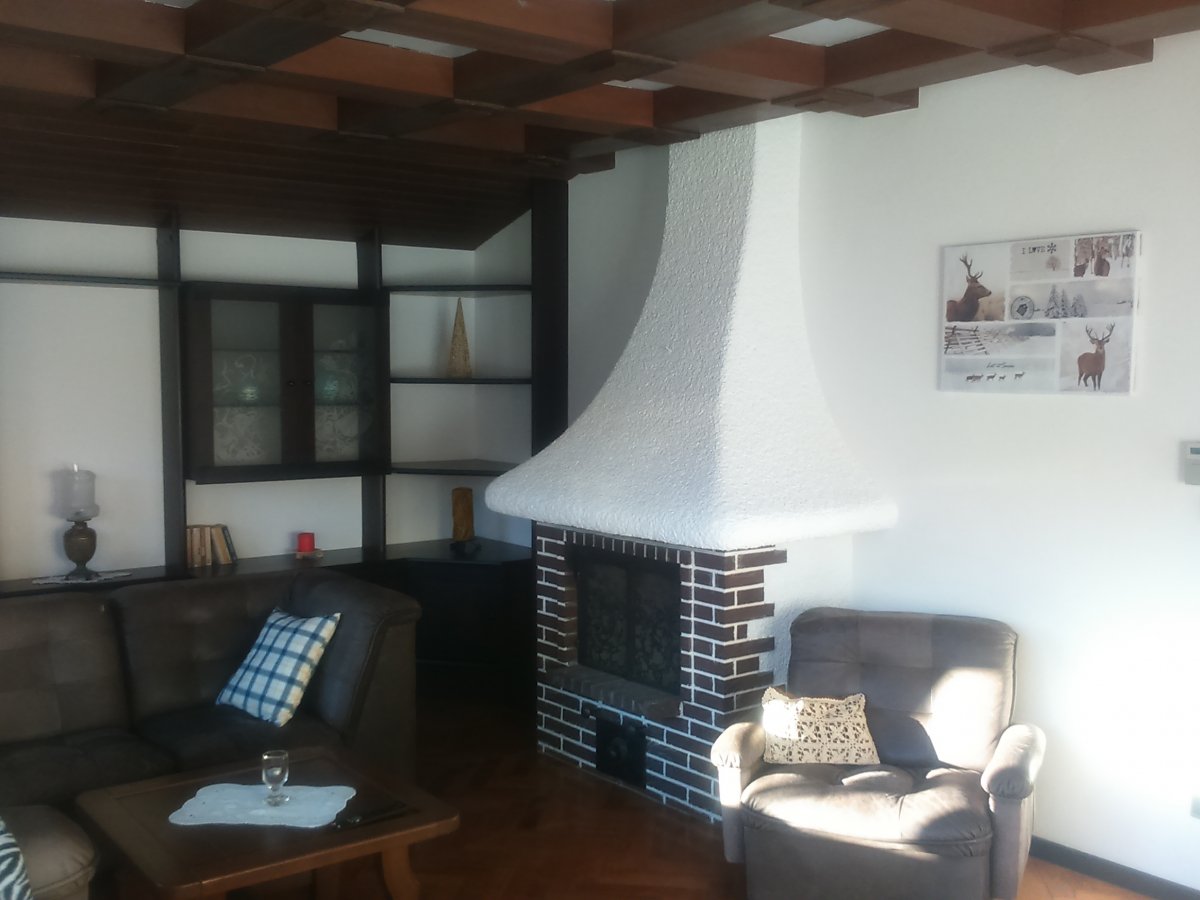 Apartment mit Balkon